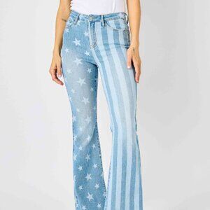 Judy Blue Star & Stripe Flares